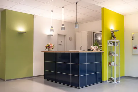 Moderne Tierarztpraxis Aufnahme eines Gebäudes